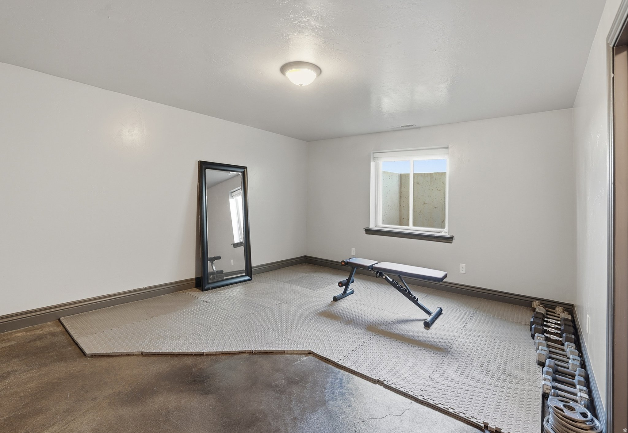 HOLMGREN ESTATE - Residential