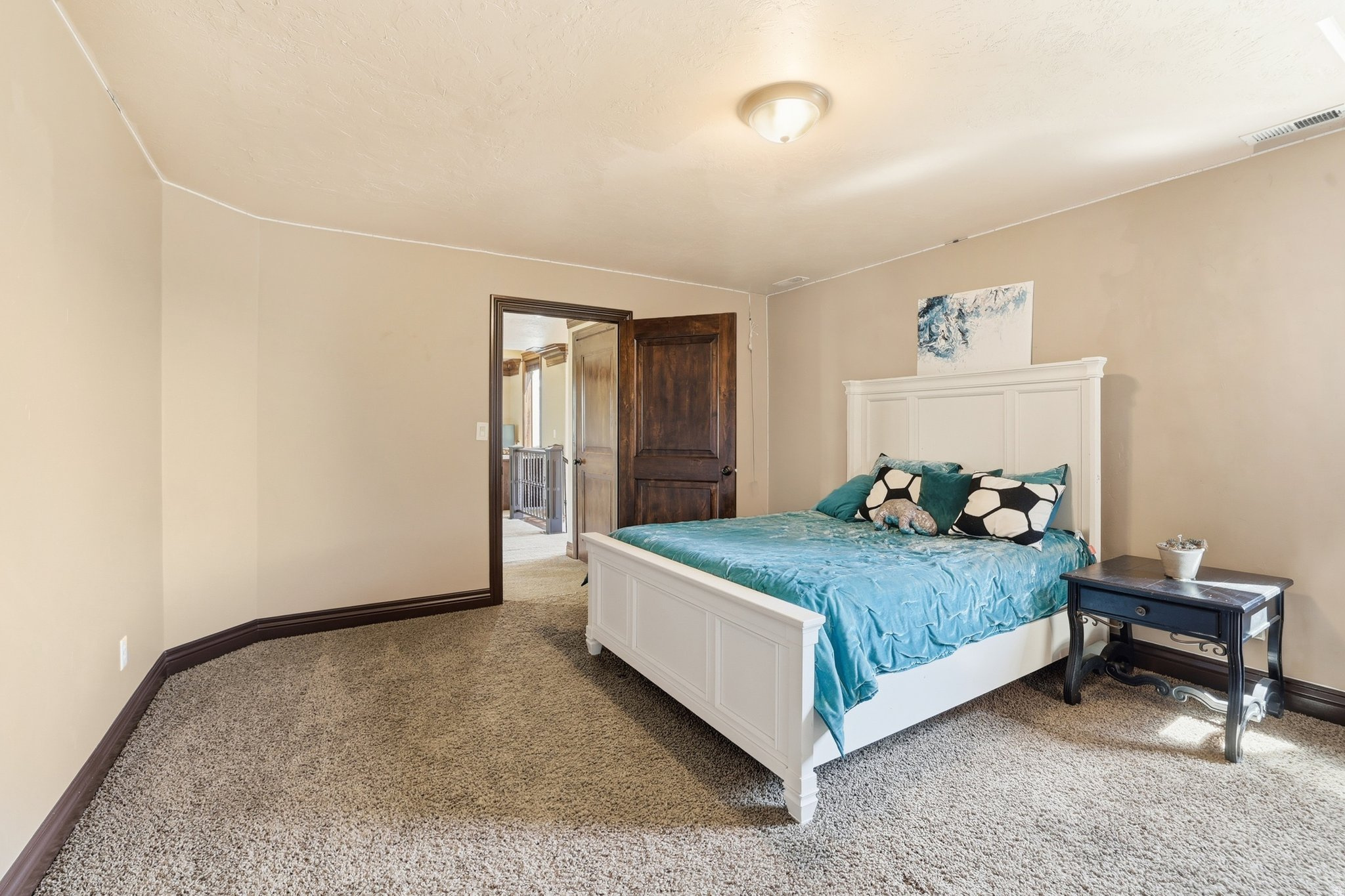 HOLMGREN ESTATE - Residential