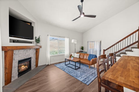 Condo For Sale - 9229 S Jefferson Cv<br/> Sandy, UT 84070