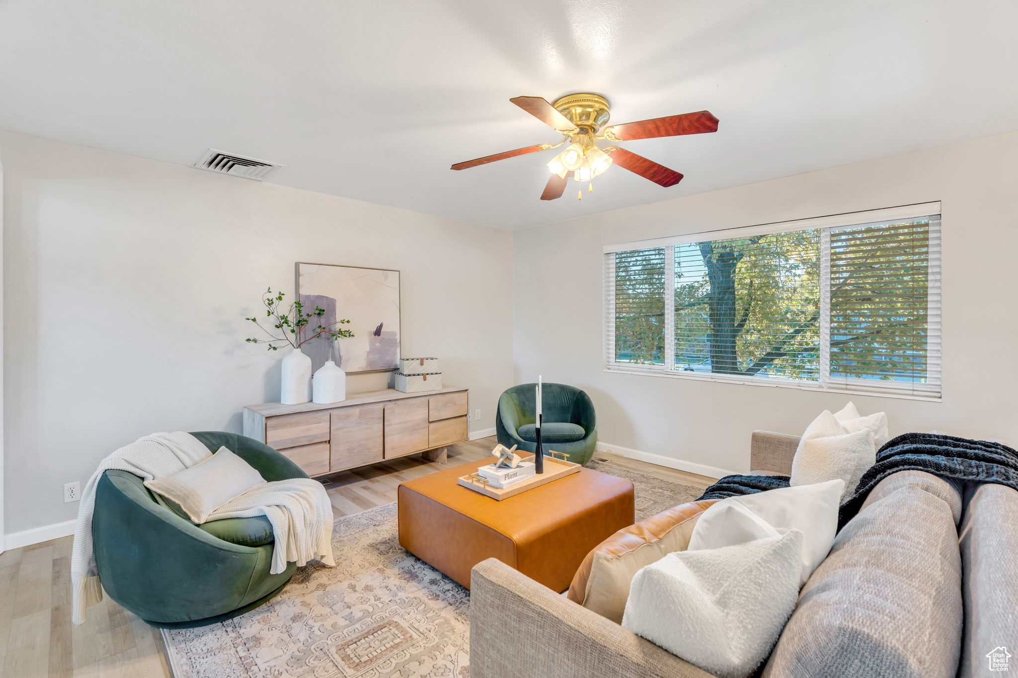 LAKEWAY - Residential