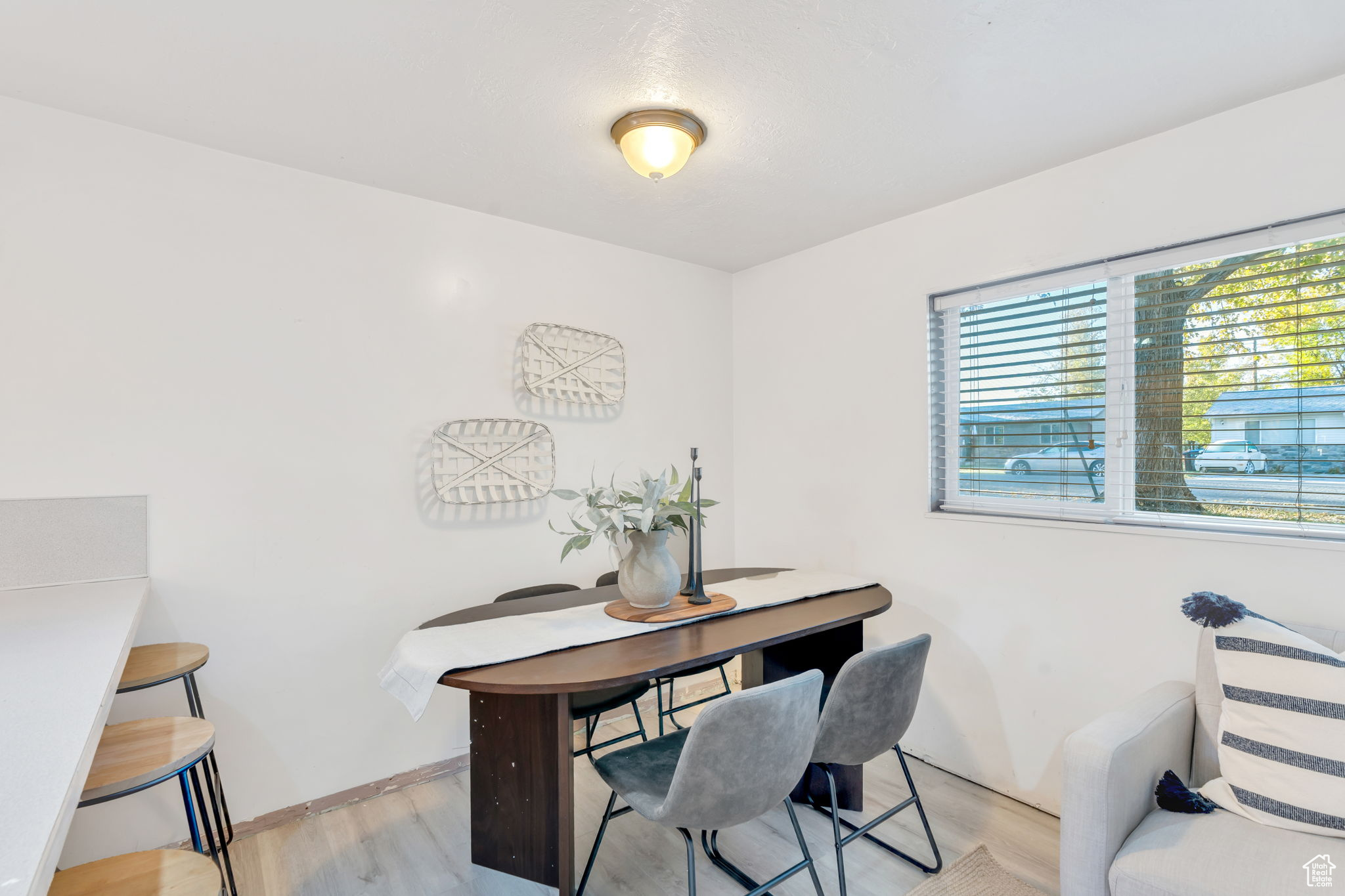 LAKEWAY - Residential