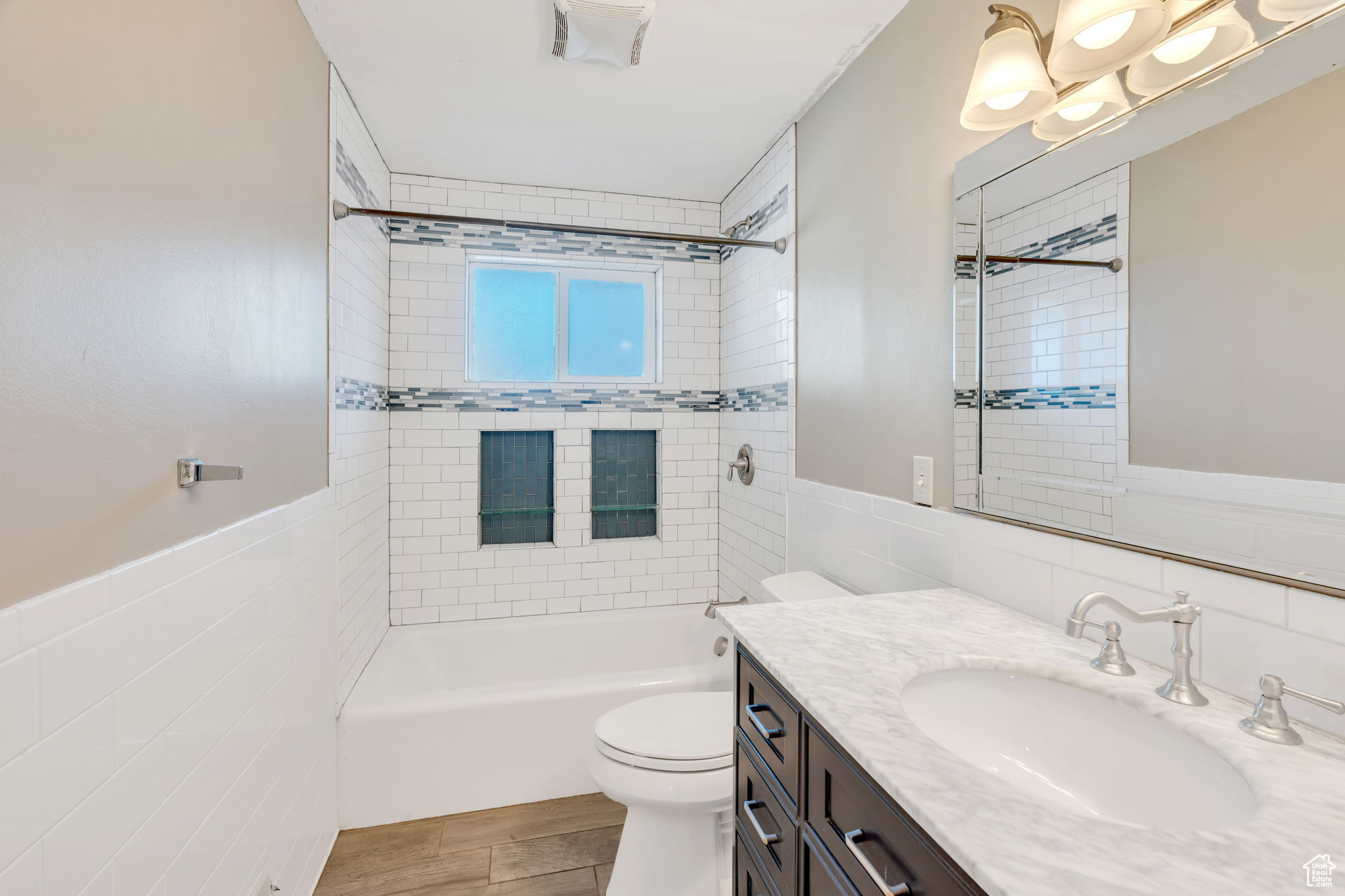 LAKEWAY - Residential