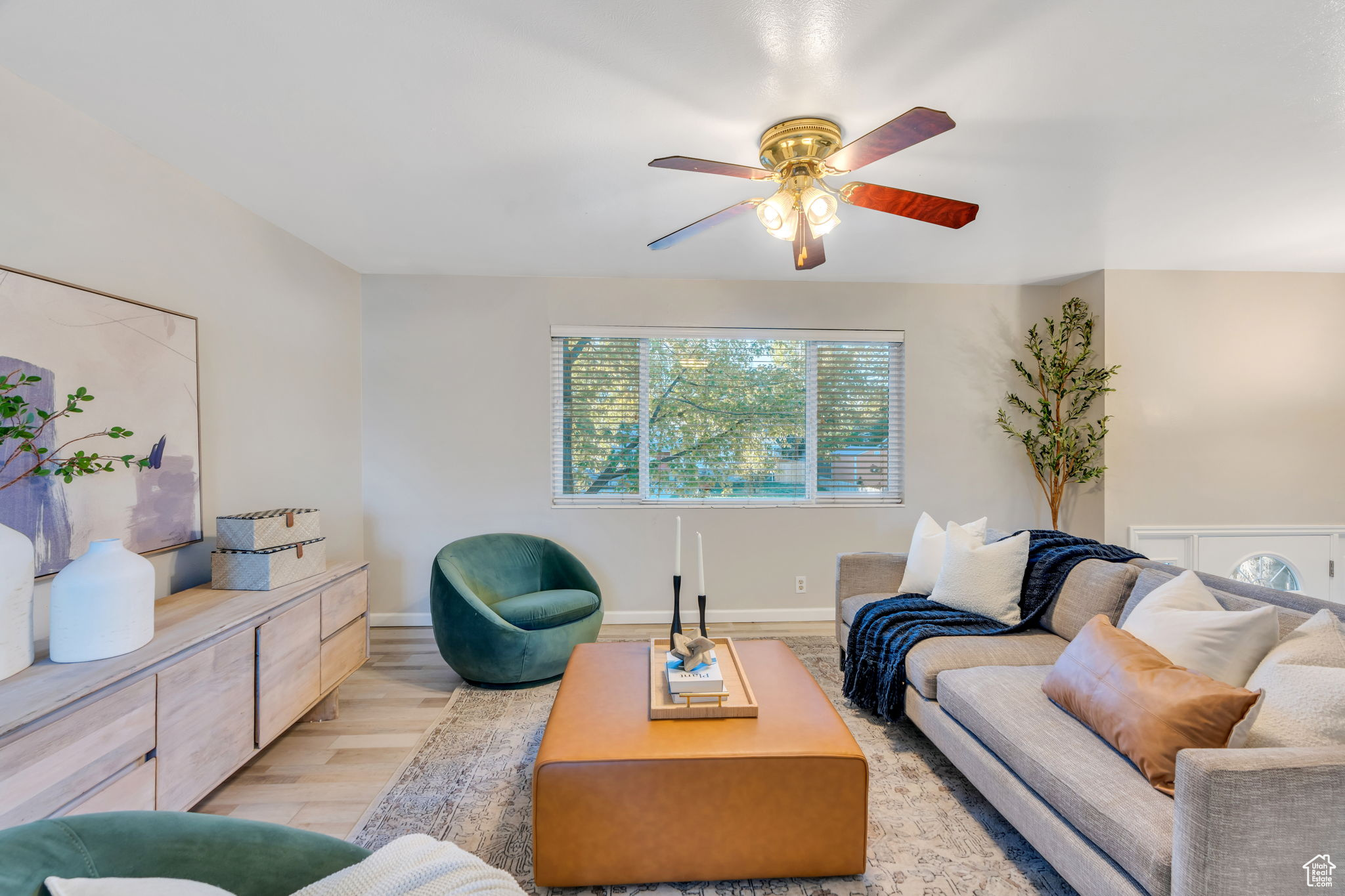 LAKEWAY - Residential