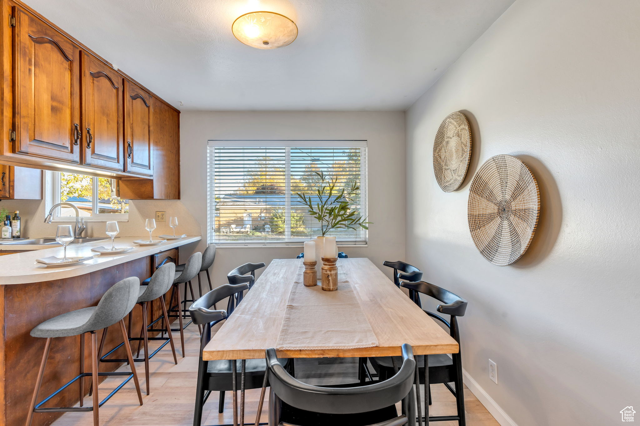 LAKEWAY - Residential