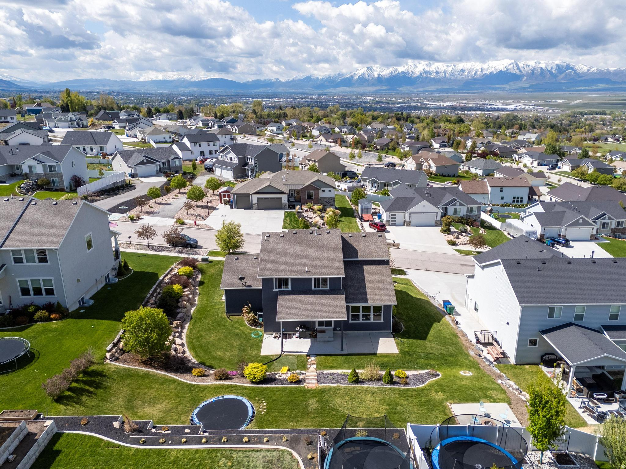 MOUNTAIN GATE SUBDIV - Residential