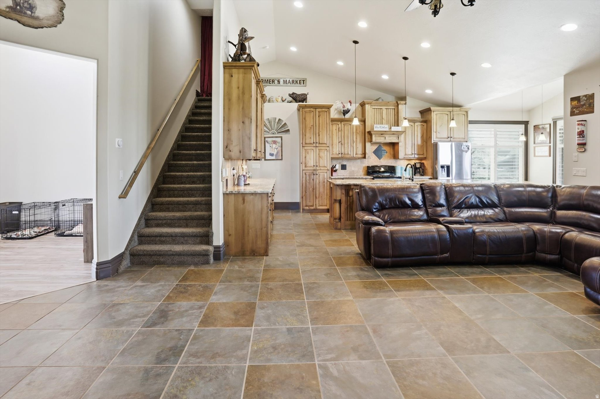 CALLS FORT DR - Residential