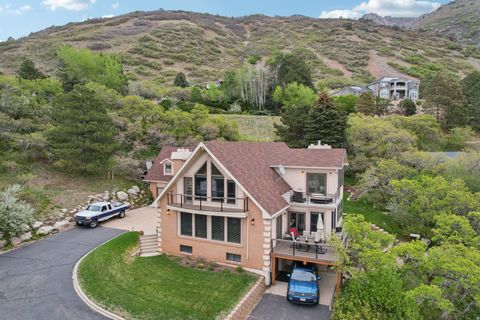 Tiny photo for 2686 E BONNEVILLE TERRACE DR, South Ogden, UT 84403 (MLS # 2152606)