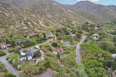 Tiny photo for 2686 E BONNEVILLE TERRACE DR, South Ogden, UT 84403 (MLS # 2152606)