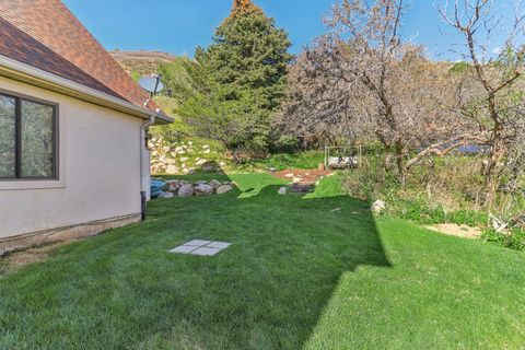 Tiny photo for 2686 E BONNEVILLE TERRACE DR, South Ogden, UT 84403 (MLS # 2152606)