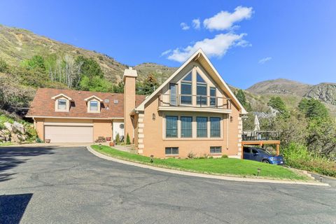 Tiny photo for 2686 E BONNEVILLE TERRACE DR, South Ogden, UT 84403 (MLS # 2152606)