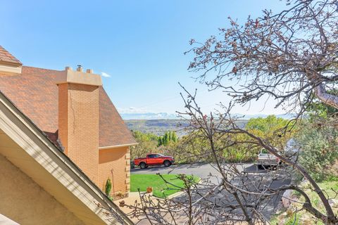 Tiny photo for 2686 E BONNEVILLE TERRACE DR, South Ogden, UT 84403 (MLS # 2152606)