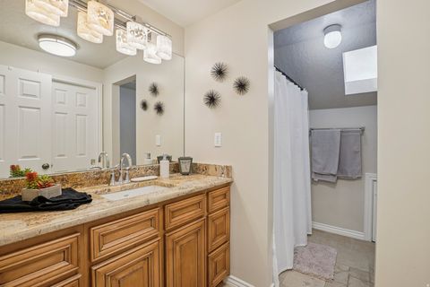 Tiny photo for 2686 E BONNEVILLE TERRACE DR, South Ogden, UT 84403 (MLS # 2152606)