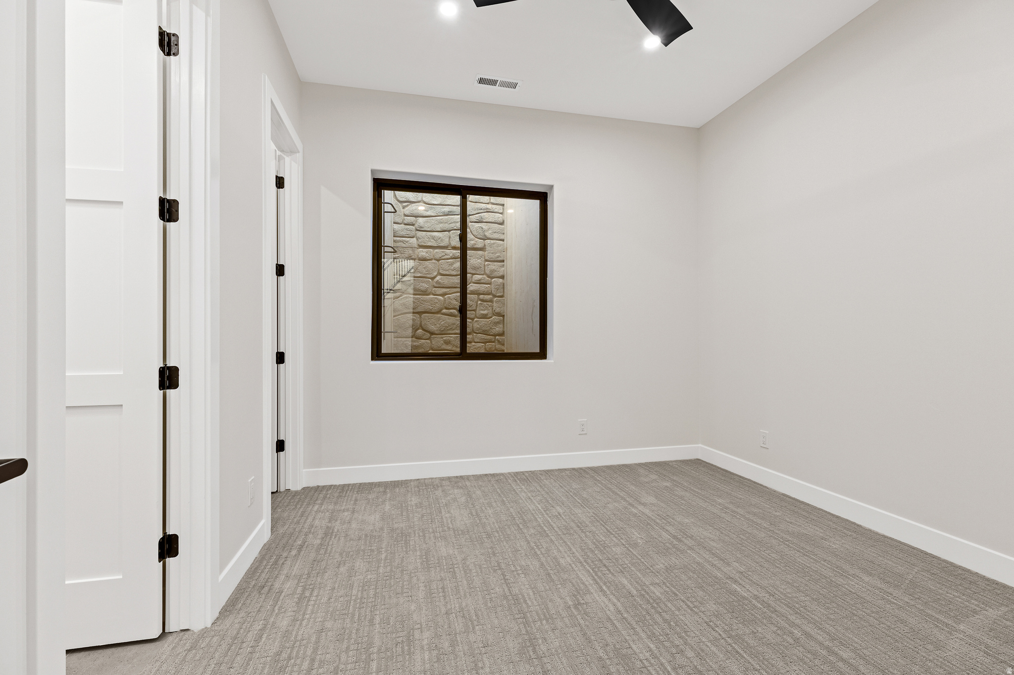 DUNES AT SAND HOLLOW - Residential