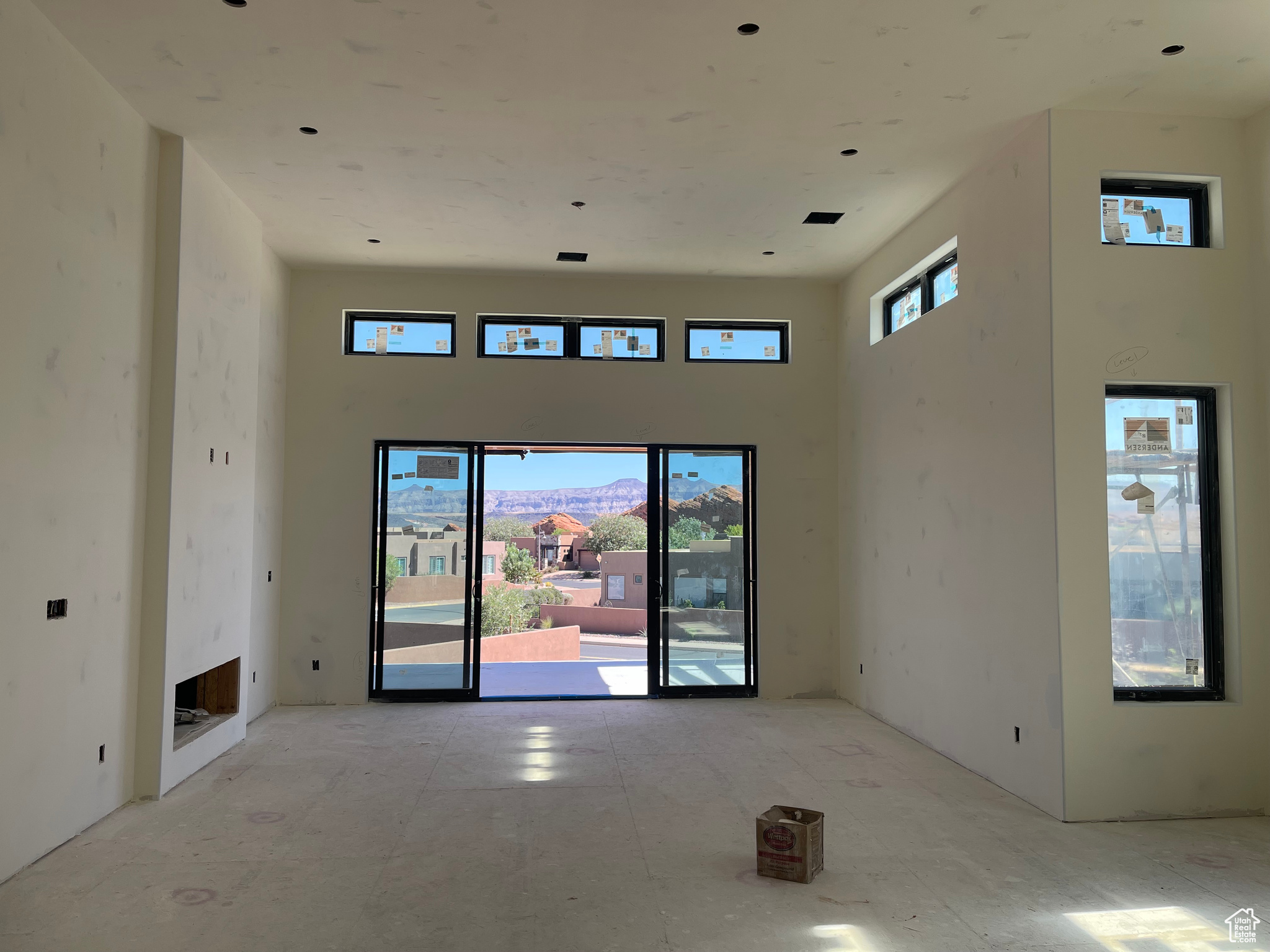 DUNES AT SAND HOLLOW - Residential