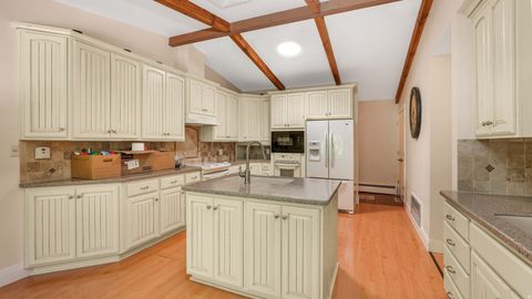 Tiny photo for 412 S 100 E, Salem, UT 84653 (MLS # 2133064)