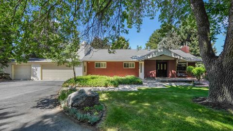Tiny photo for 412 S 100 E, Salem, UT 84653 (MLS # 2133064)