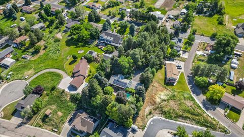 Tiny photo for 412 S 100 E, Salem, UT 84653 (MLS # 2133064)