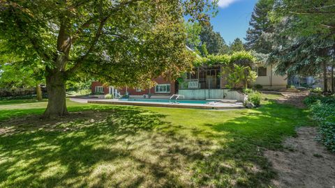 Tiny photo for 412 S 100 E, Salem, UT 84653 (MLS # 2133064)