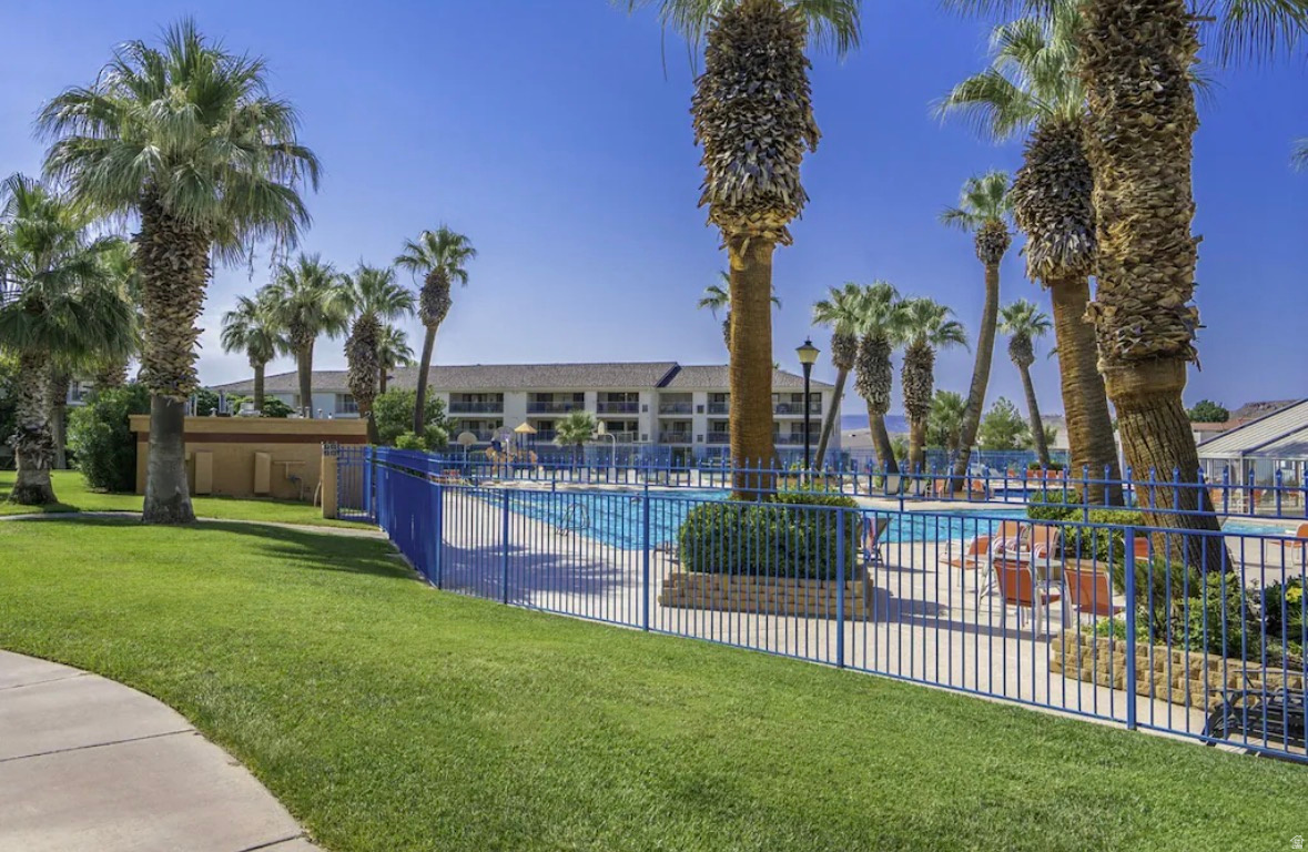 LAS PALMAS RESORT CONDO - Residential