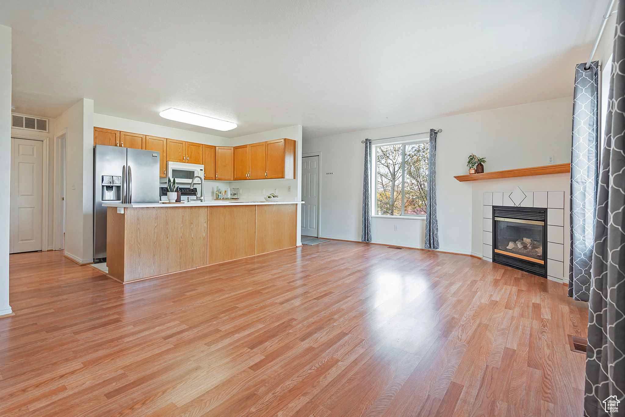 733 W Jefferson Ln, Sandy, Utah image 4