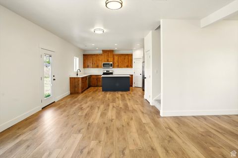 Tiny photo for 232 W 825 S, Willard, UT 84340 (MLS # 2091695)