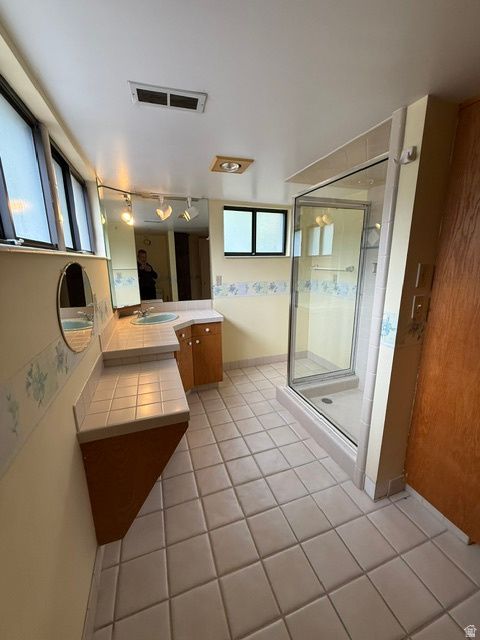 Tiny photo for 2181 E ARBOR LN, Holladay, UT 84117 (MLS # 2150843)