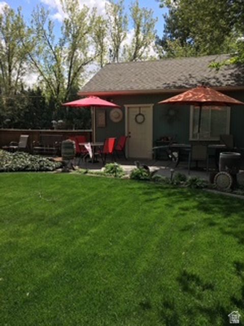 Tiny photo for 2181 E ARBOR LN, Holladay, UT 84117 (MLS # 2150843)