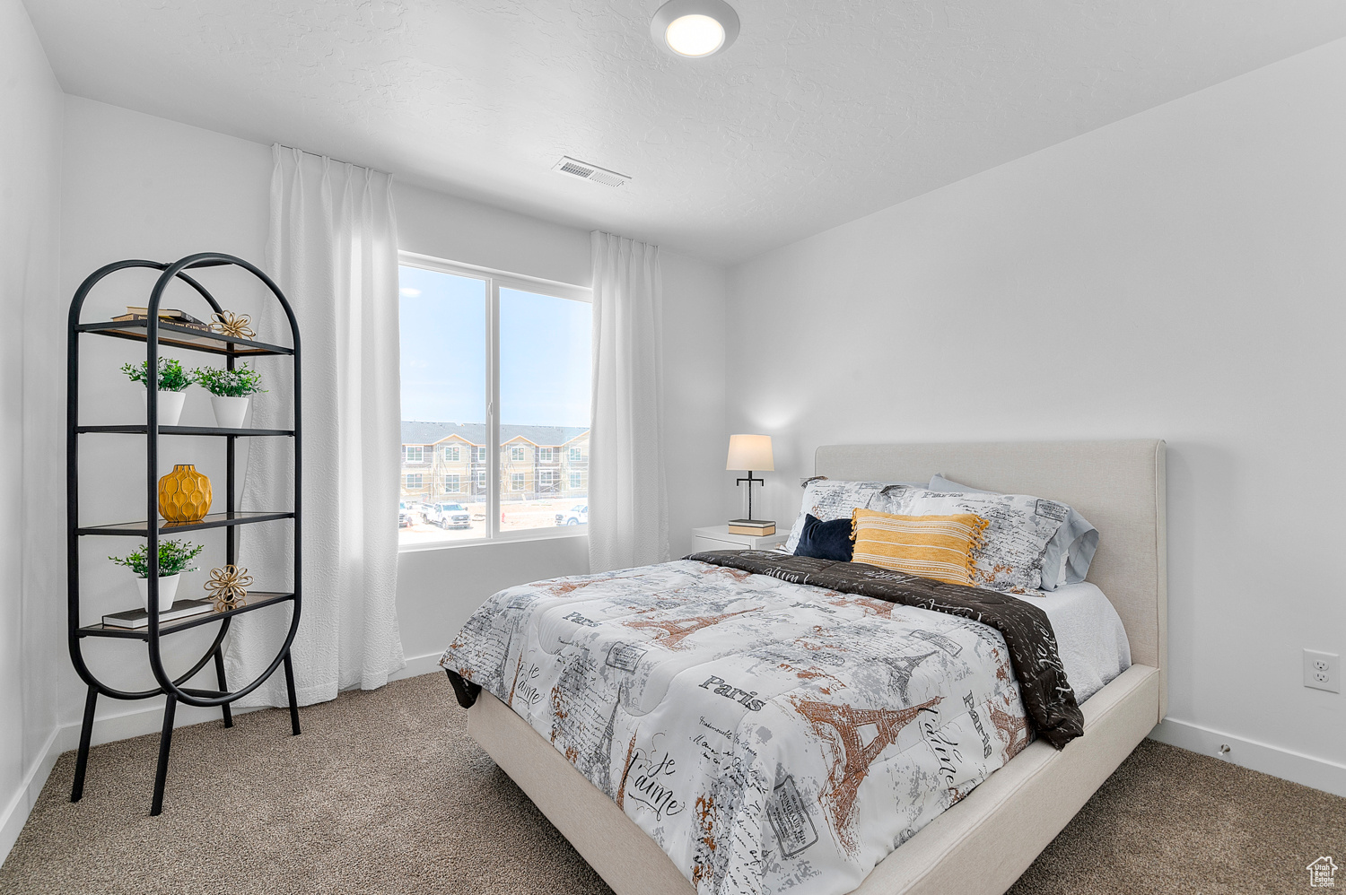 NORTHSHORE - Residential