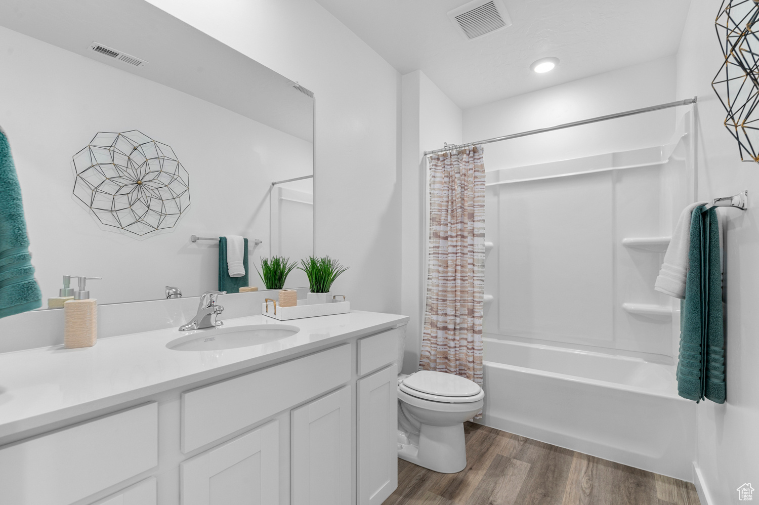 NORTHSHORE - Residential