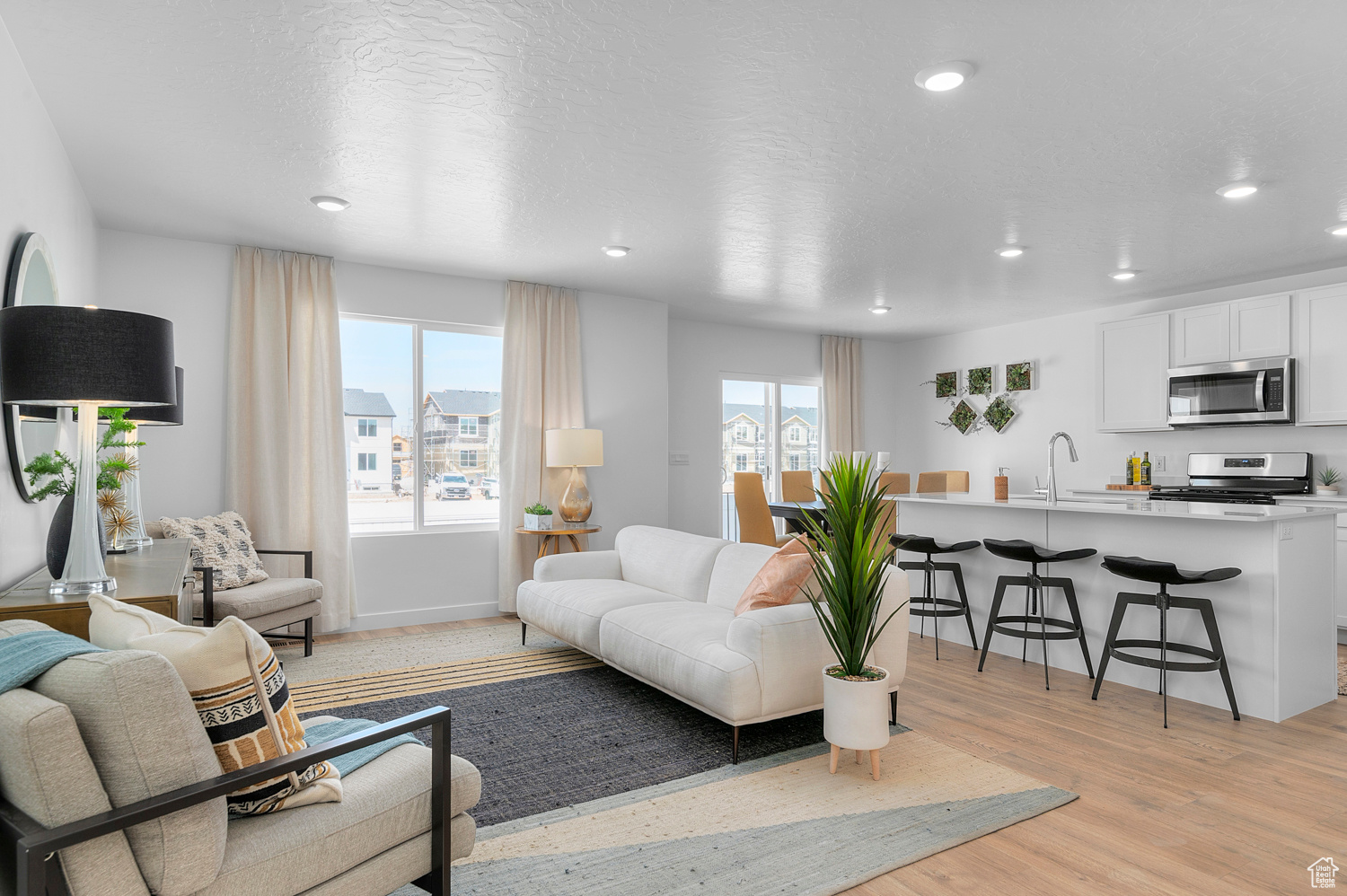 NORTHSHORE - Residential