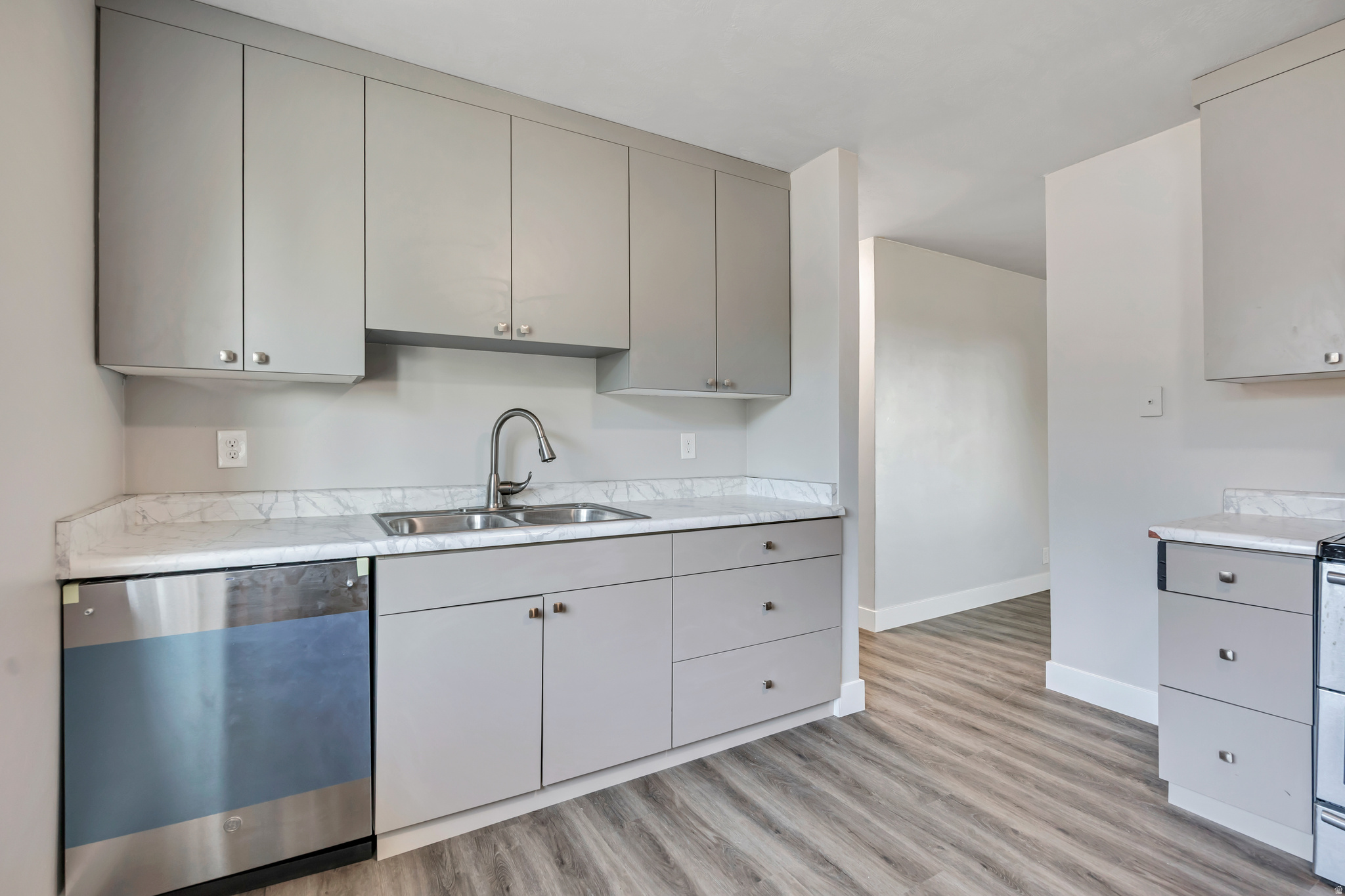 BURLINGTON - Residential