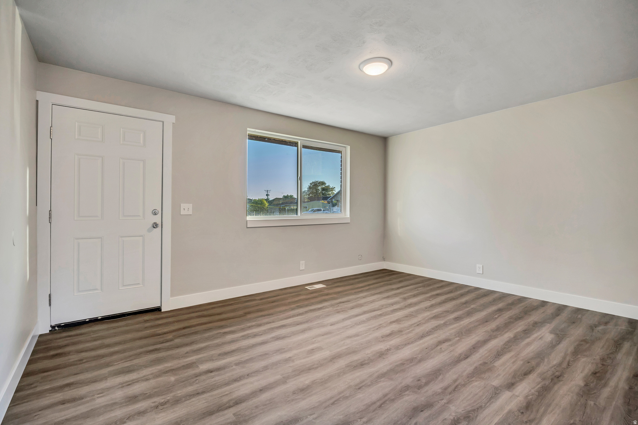 BURLINGTON - Residential