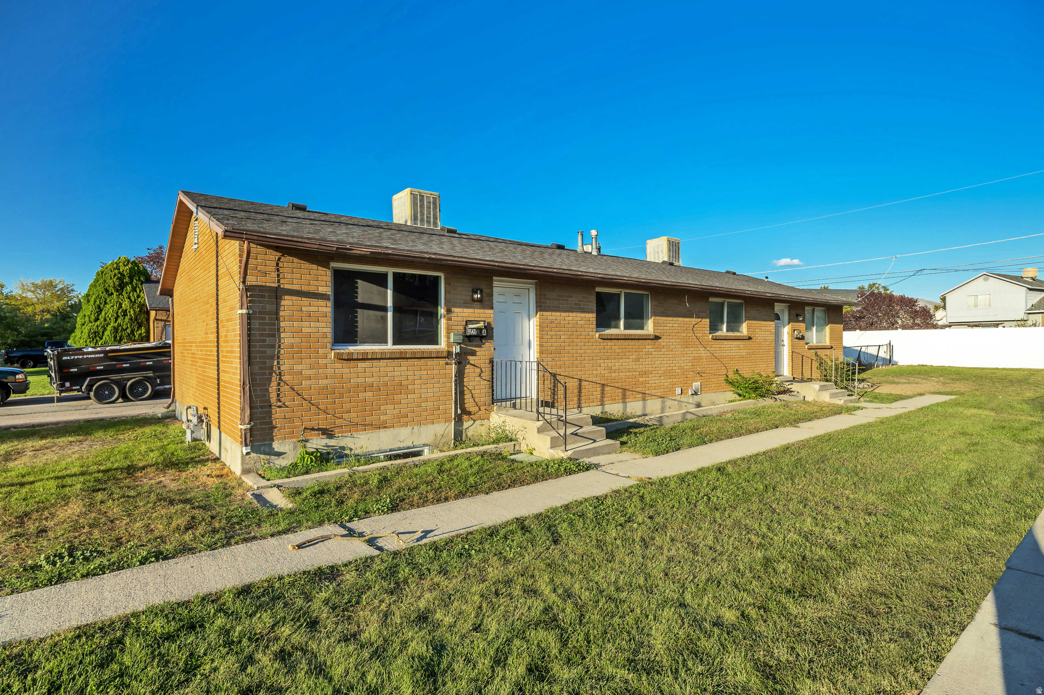 BURLINGTON - Residential