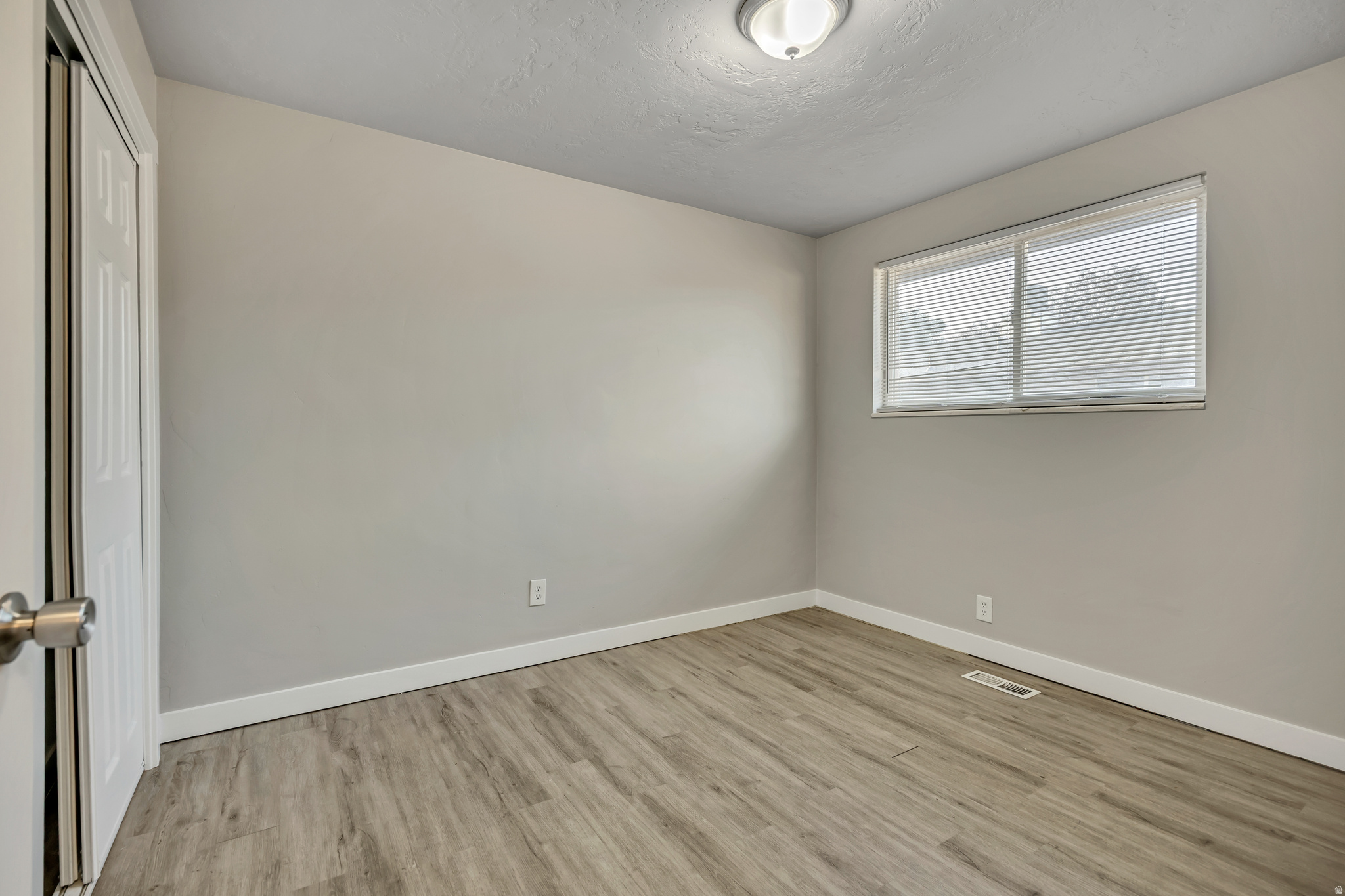 BURLINGTON - Residential