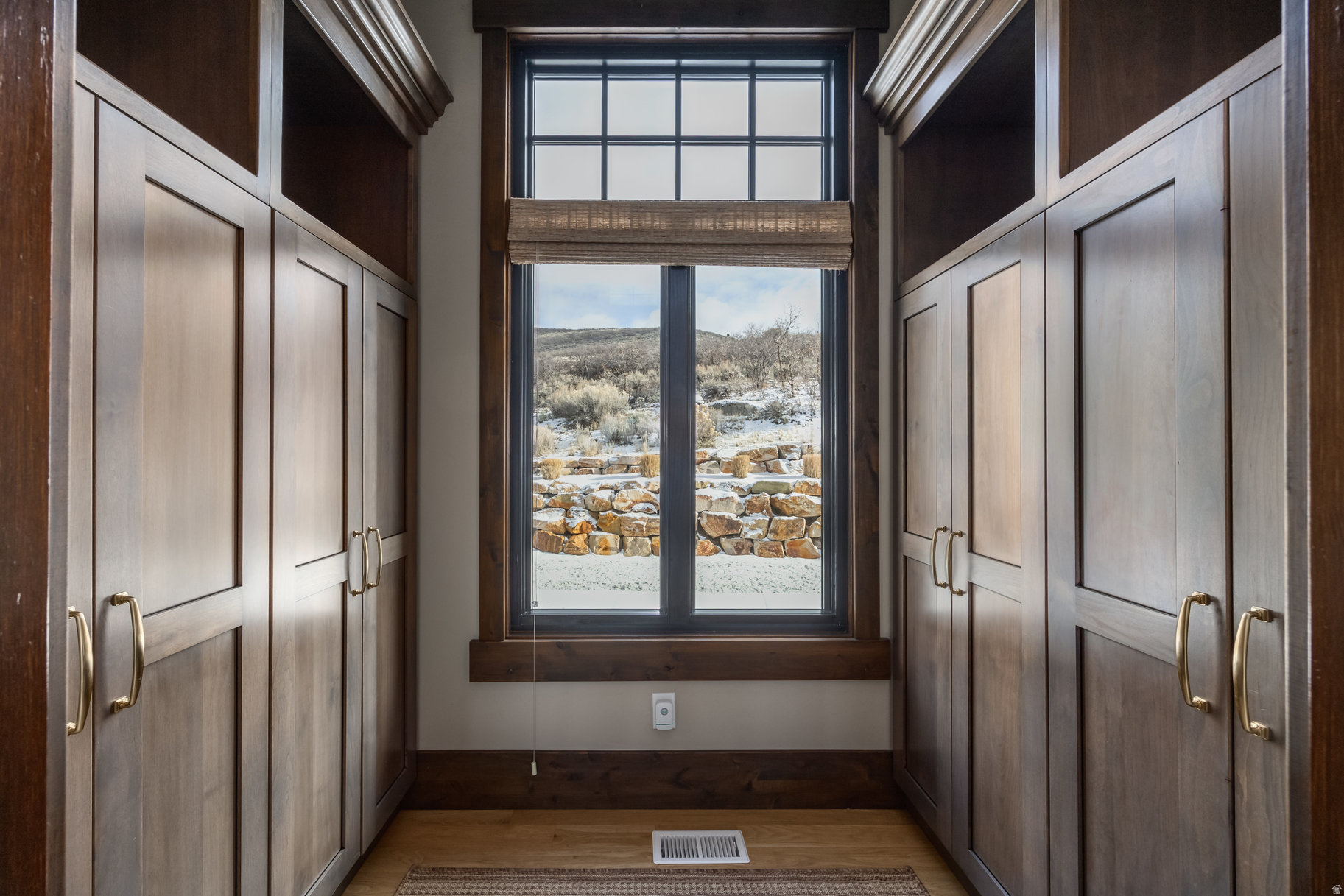 GREENERHILLS - Residential