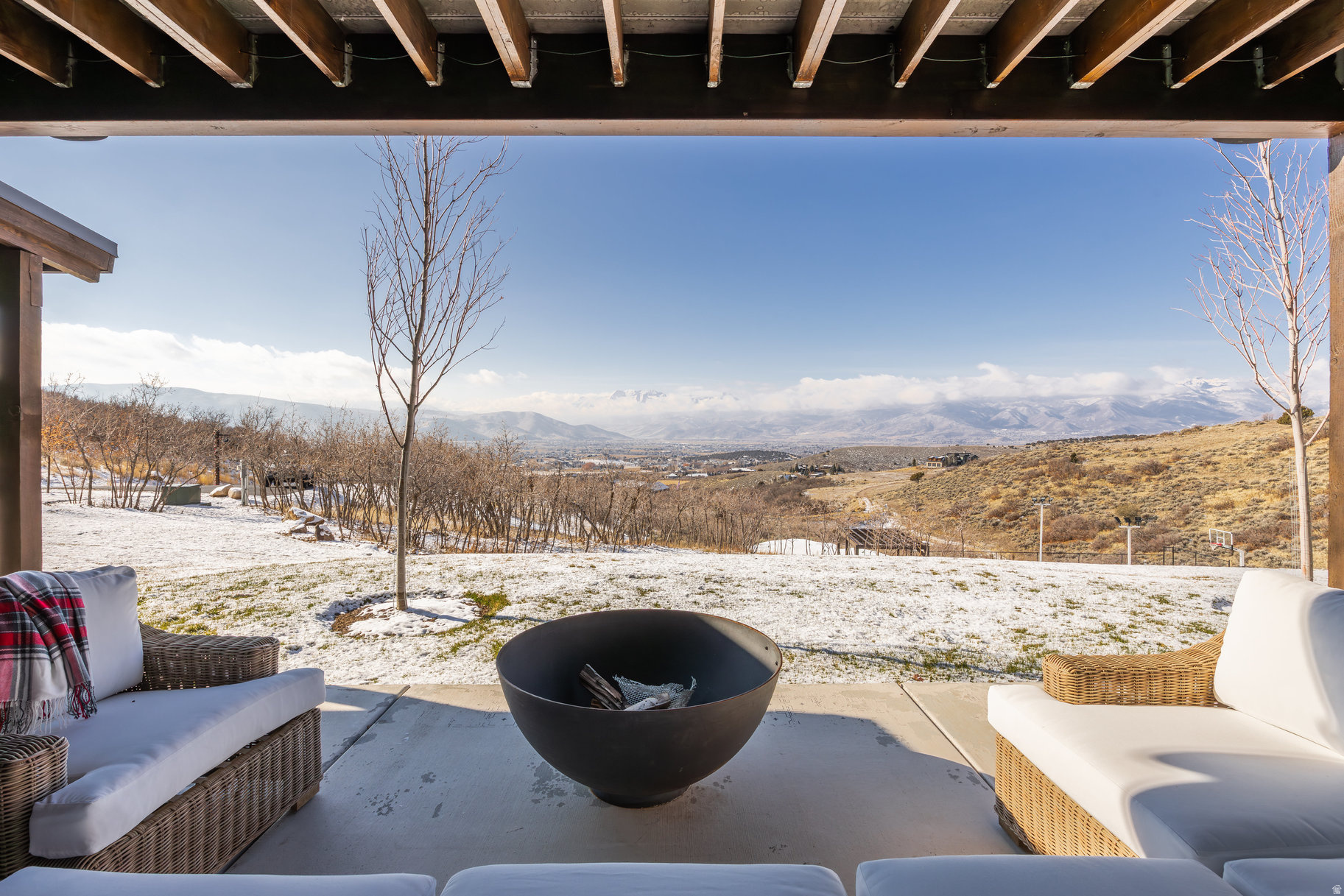 GREENERHILLS - Residential