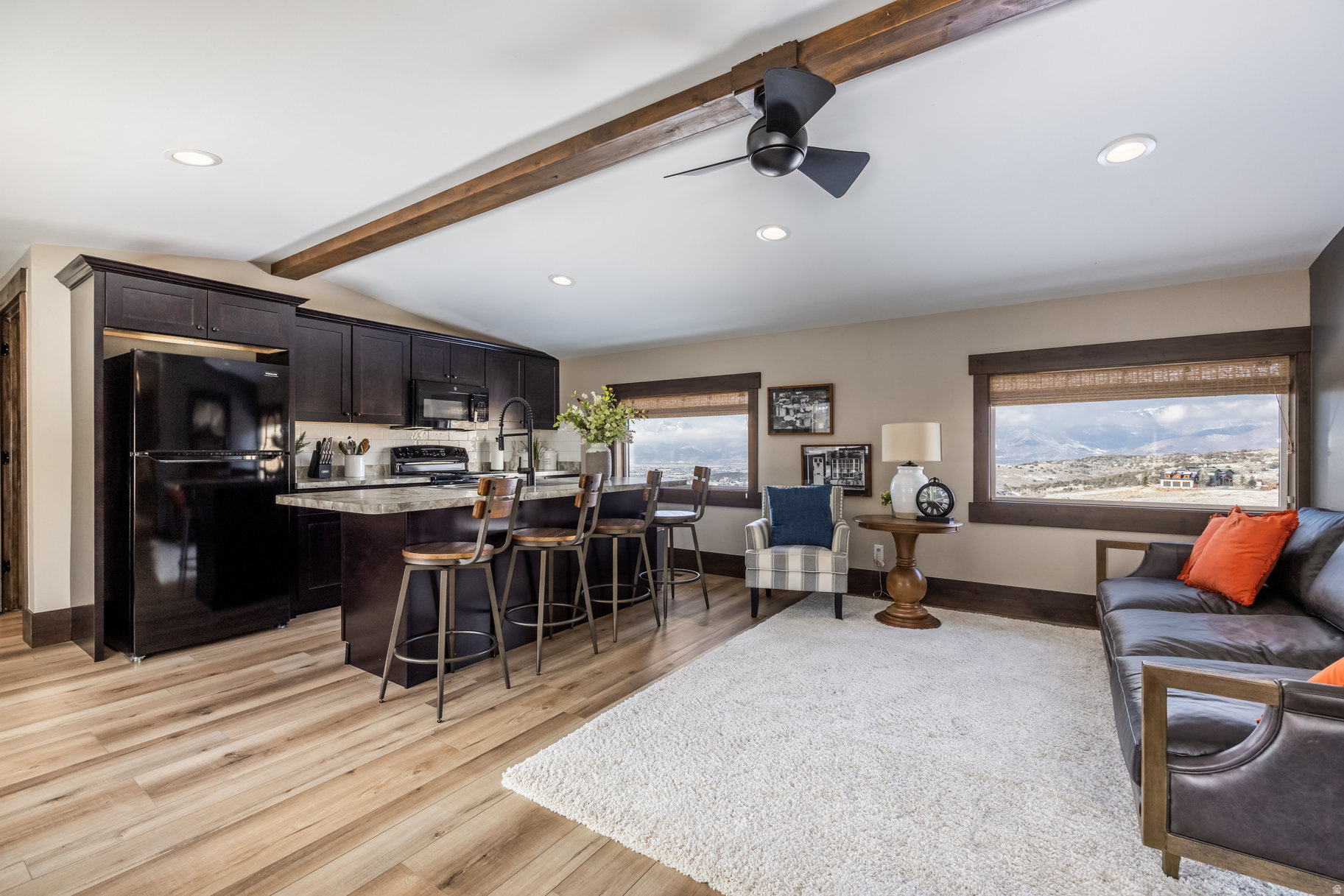 GREENERHILLS - Residential