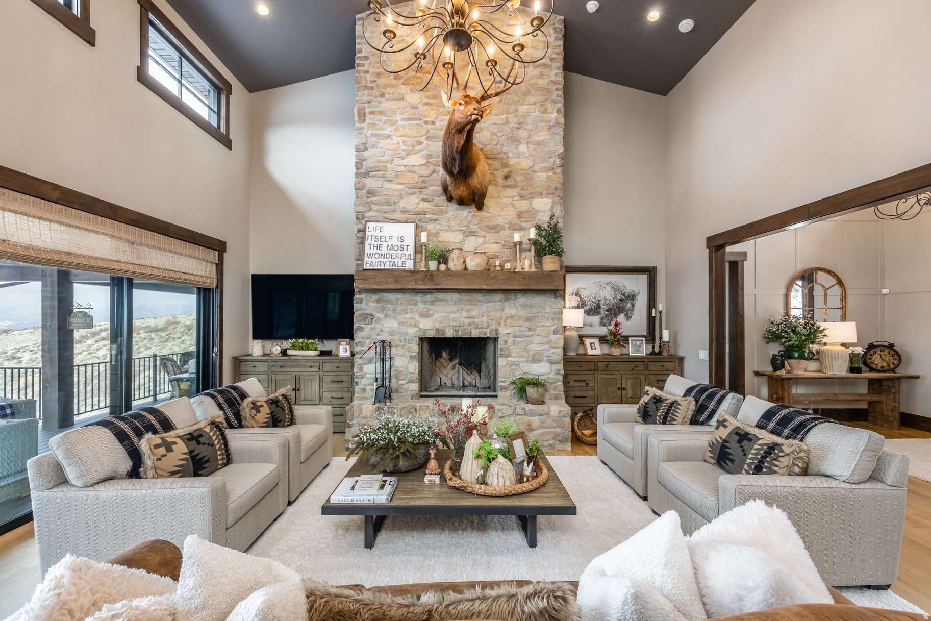 GREENERHILLS - Residential