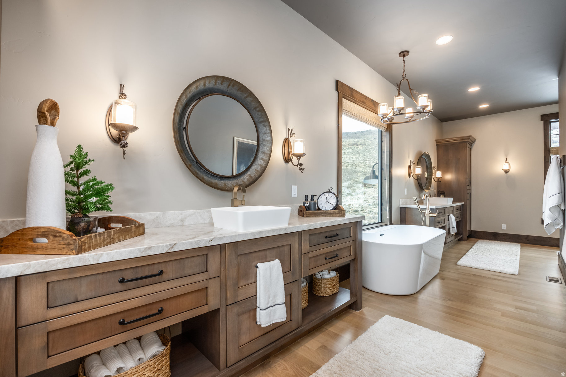 GREENERHILLS - Residential