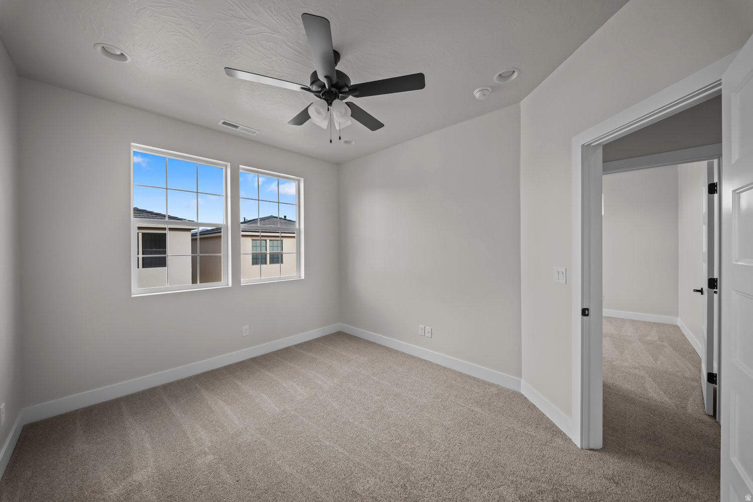 SOUTH DESERT - Residential