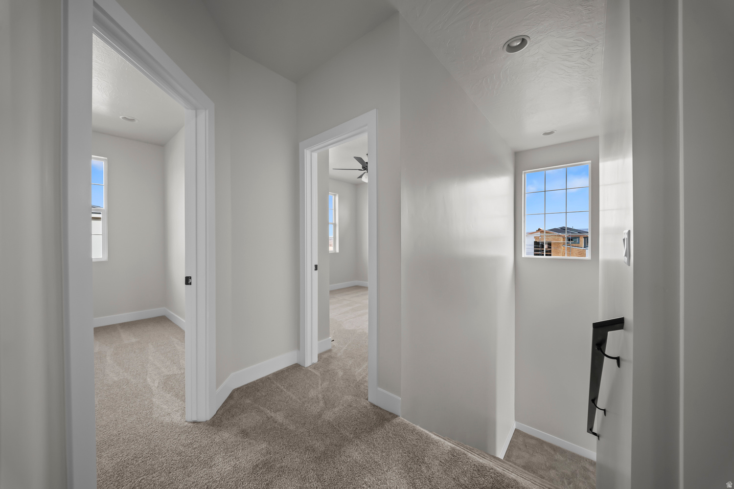 SOUTH DESERT - Residential