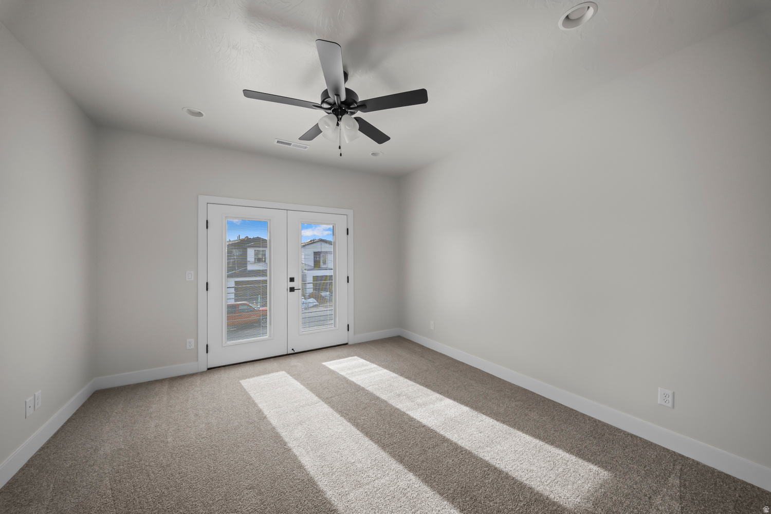 SOUTH DESERT - Residential