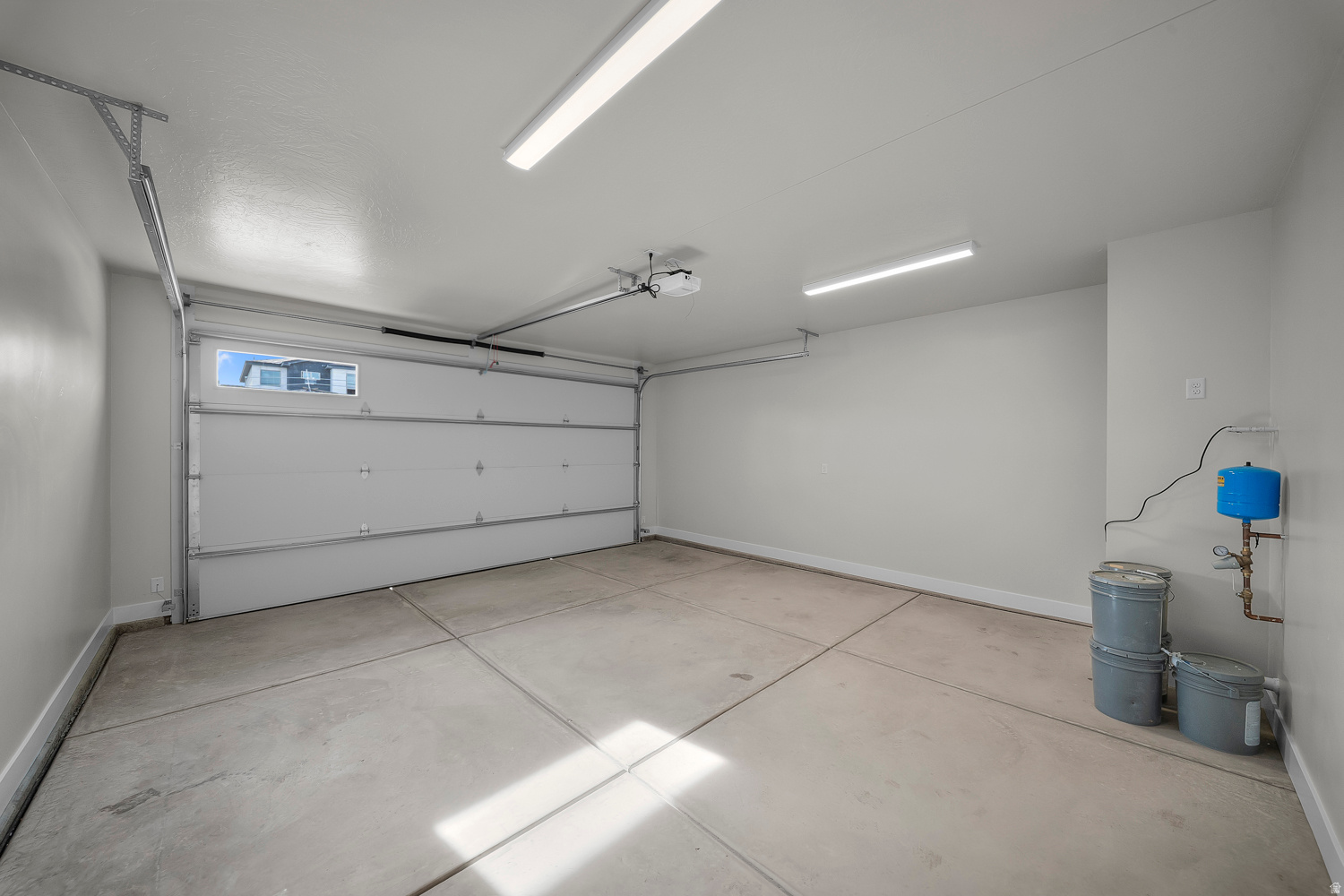 SOUTH DESERT - Residential