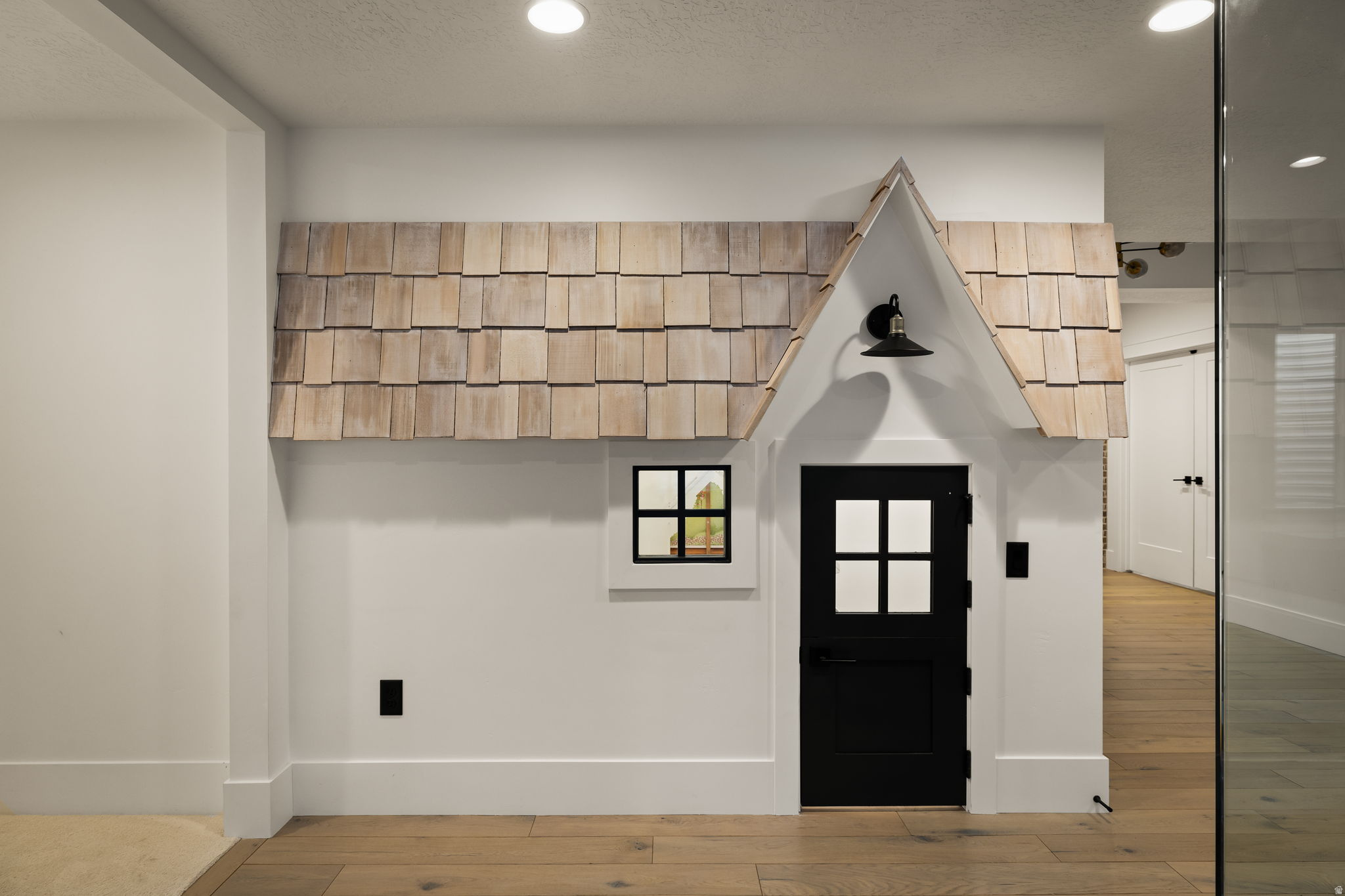 TRAVERSE MOUNTAIN - Residential