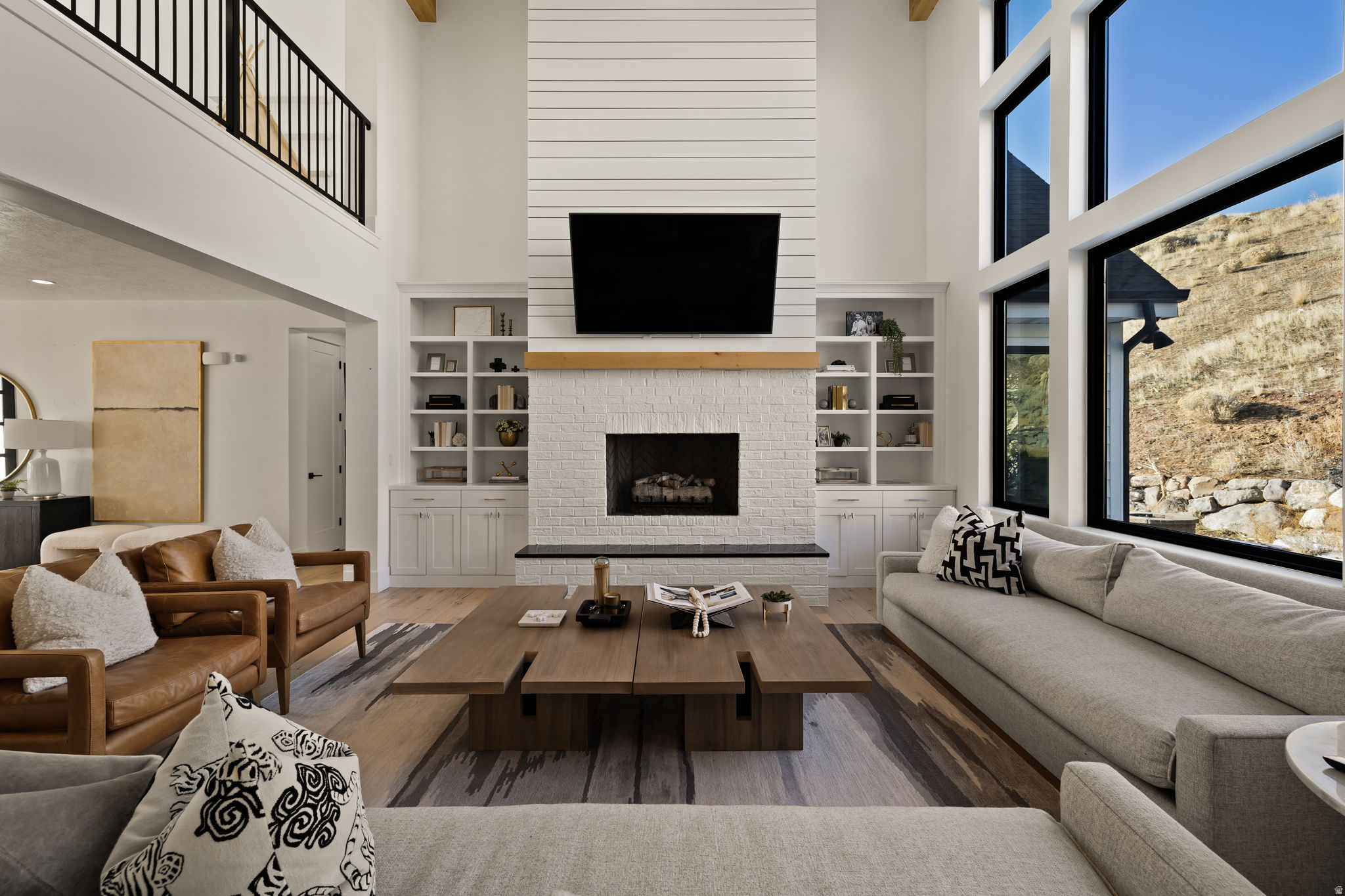 TRAVERSE MOUNTAIN - Residential