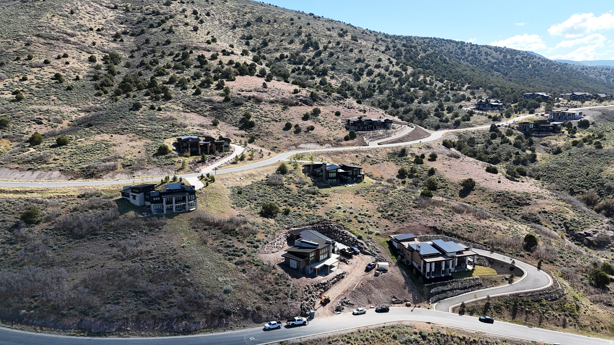 RED LEDGES - Residential