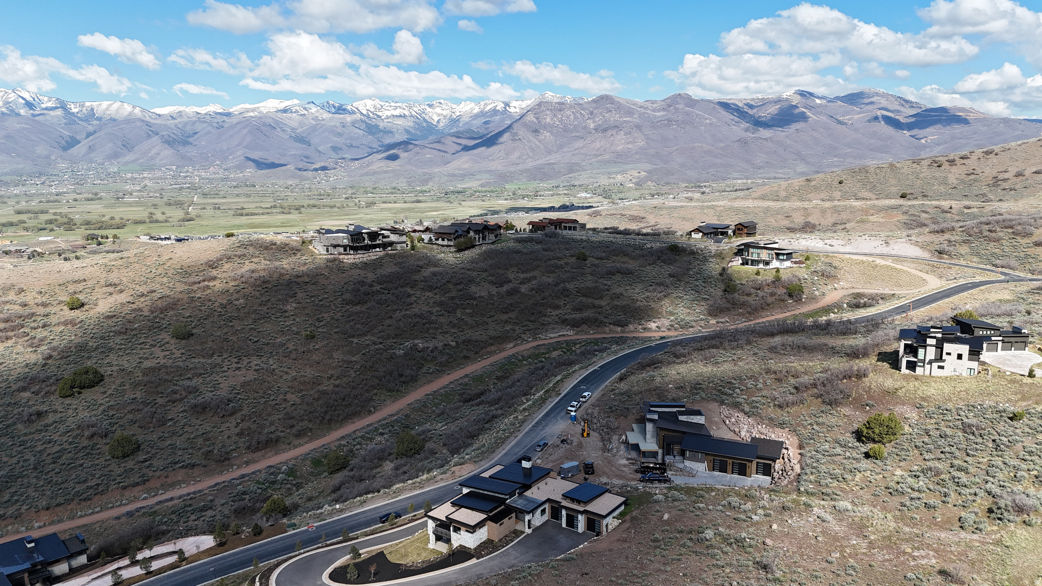 RED LEDGES - Residential