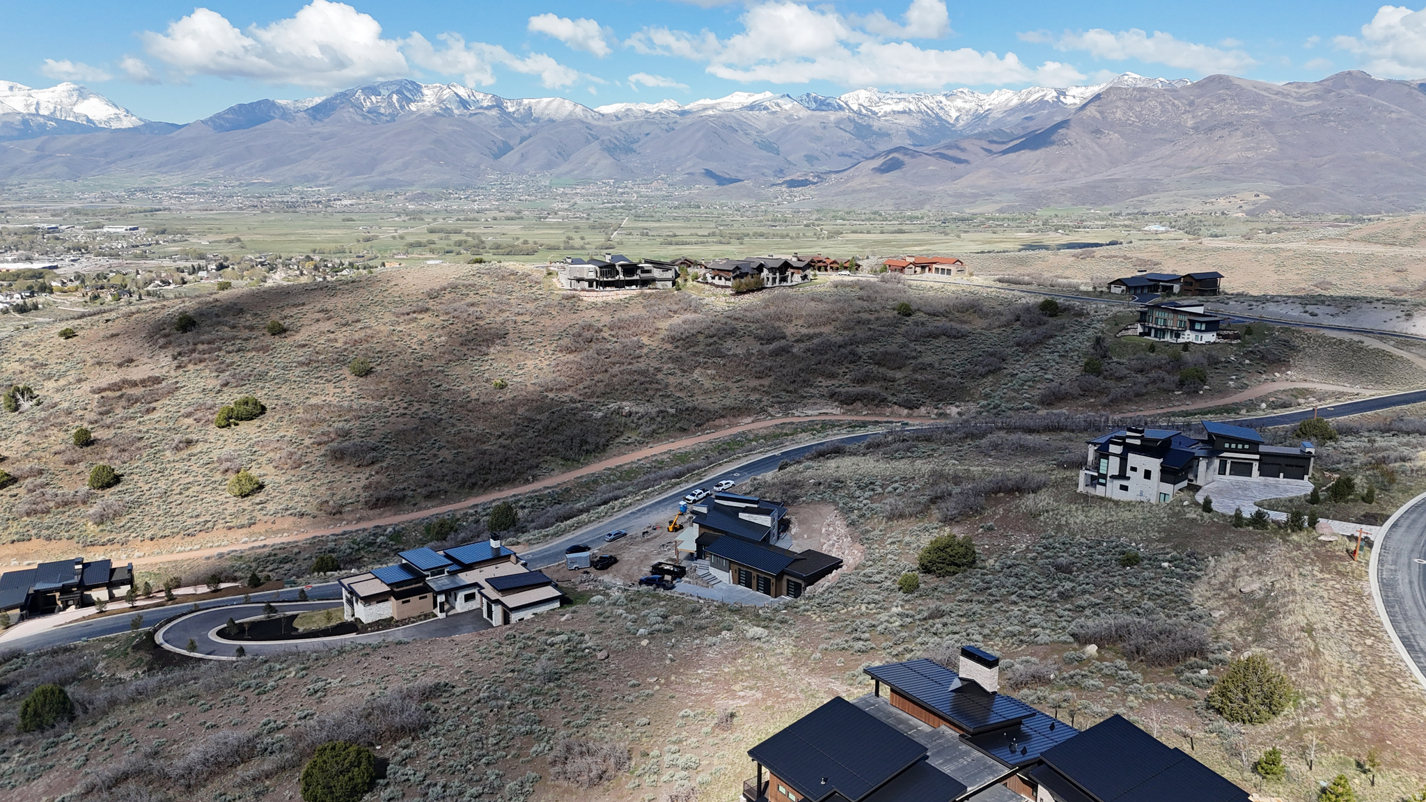 RED LEDGES - Residential