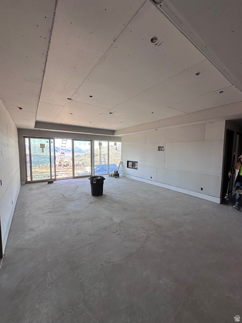 RED LEDGES - Residential