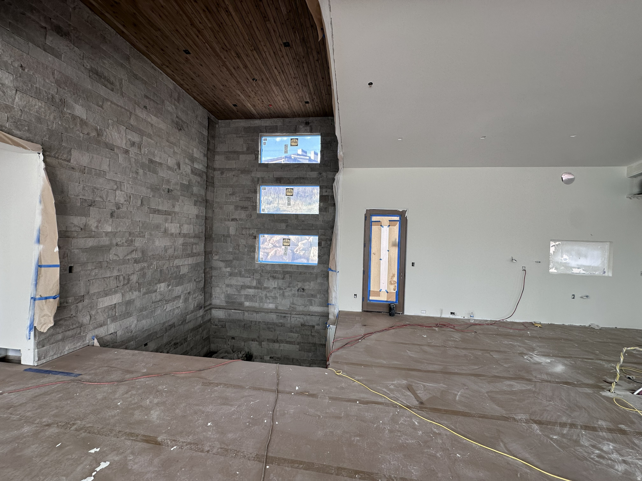 RED LEDGES - Residential